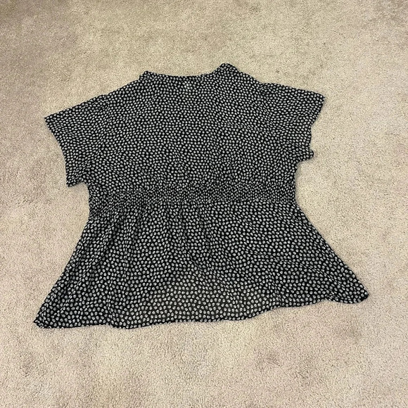 Torrid Georgette Ruffle Front Flutter Sleeve Blouse with Skulls - Picture 8 of 9